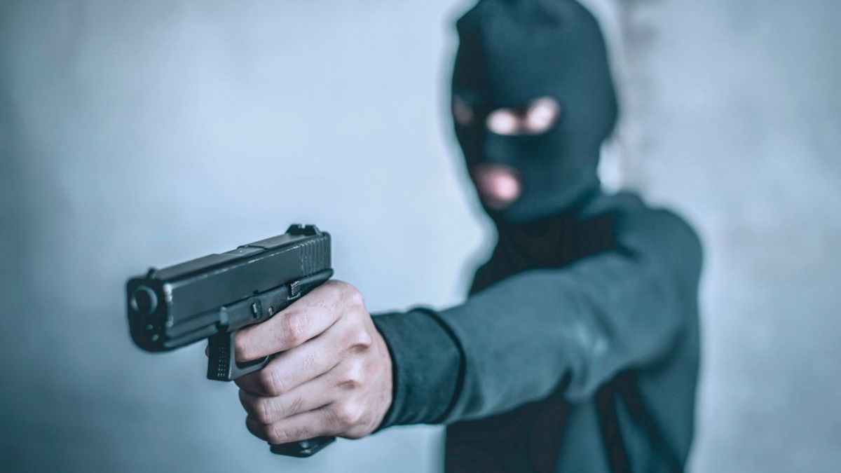 Криптовалютный брокер сломал ноги, скрываясь от похитителей